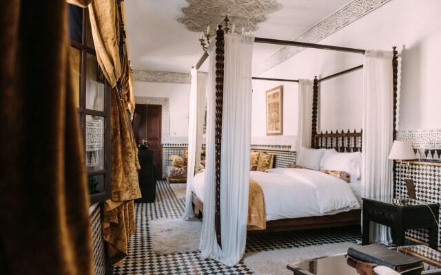 Riad Maison Bleue And Spa