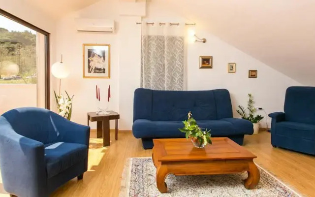 Apartments Old Marinero