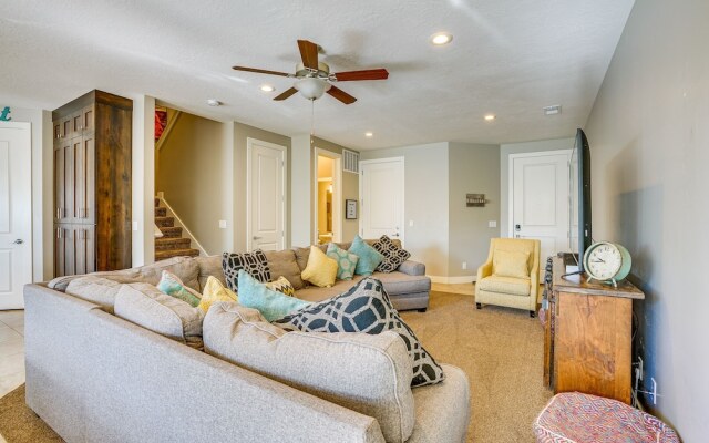 Moab Vacation Rental: Pool & Hot Tub Access!
