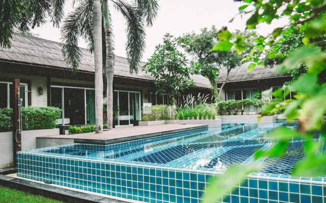 Nirundorn Resort
