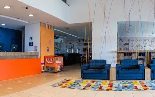 Hotel Campo Largo Express