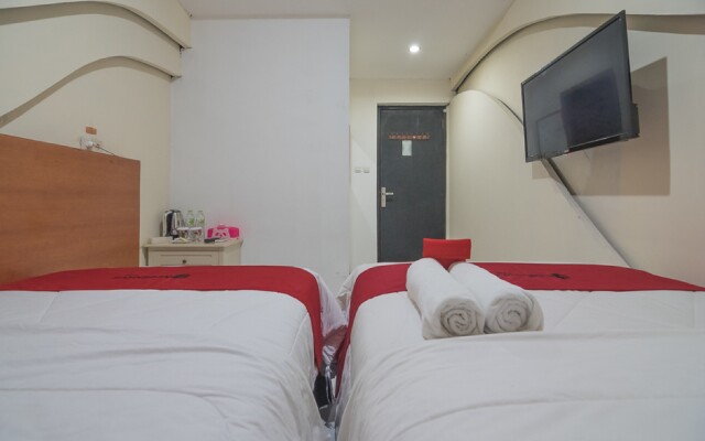 RedDoorz Premium @ Kahai Beach Lampung