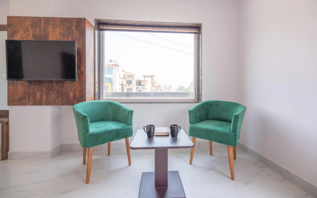 Hotel Ayu Suites