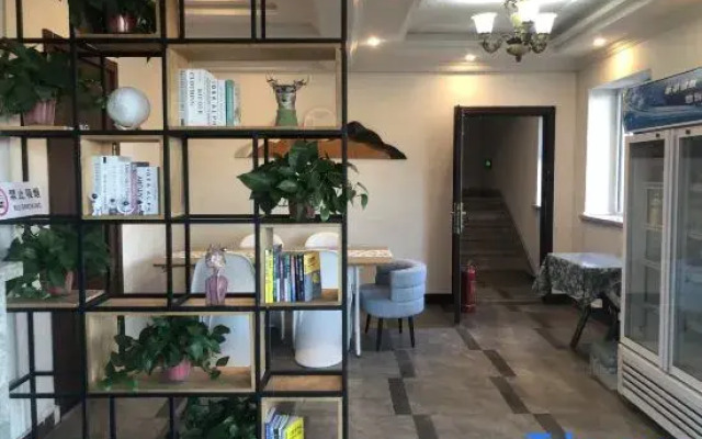 Platinum Hotel (Panjin Railway Station Branch)