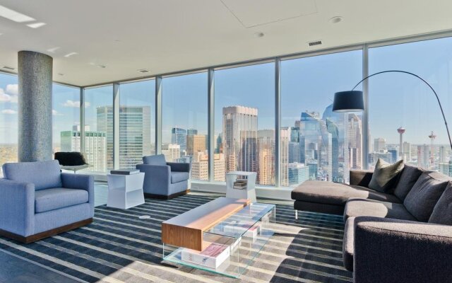 Luxury Mark on 10th
