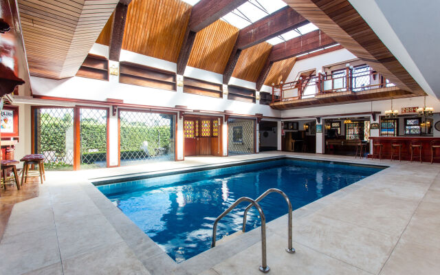 Castelo Nacional Inn