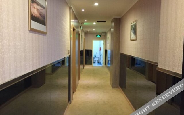 Wanzai Matou City Hotel