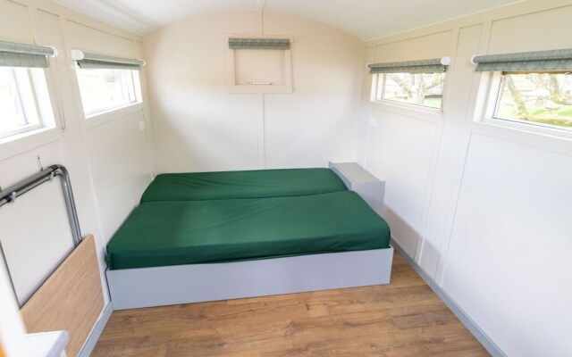 Orchard Hideaways