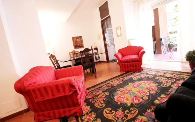Charming Garden Retreat near Vatican