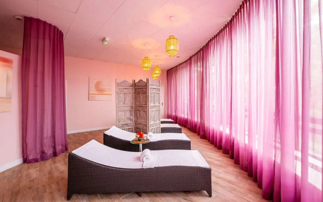 Le M & Spa Bordeaux Aéroport by Hôtels & Préférence