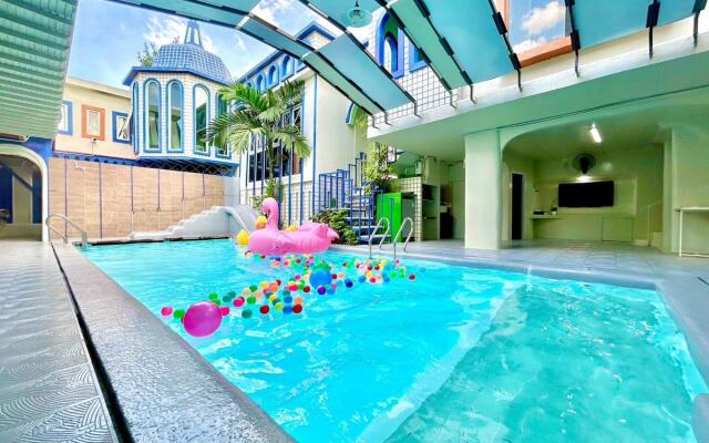 Hy Resort