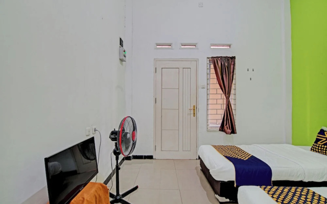 Hotel O Penginapan Puti SyariahNearBandara Sultan Syarif Kasim II