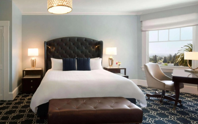Claremont Resort & Club