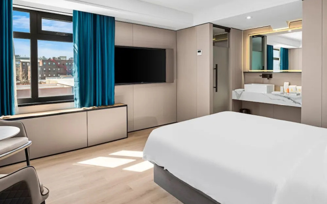 Ly New York Hotel