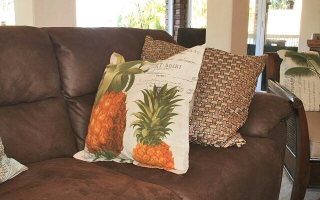 La Loggia On Broadwood