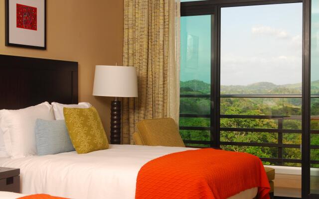 Summit Rainforest & Golf Resort