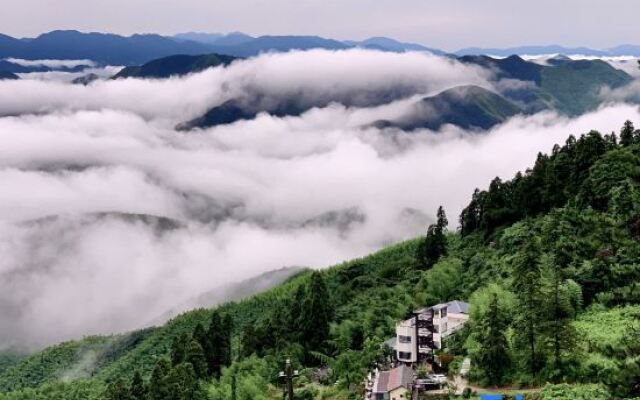 Shanzhong Laixin Congqianman Hostel
