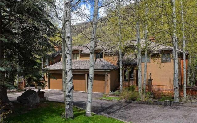 Sunburst Residence 5 Bedrooms 3.5 Bathrooms Home