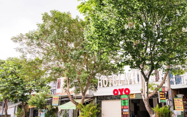 White 1 Hotel by OYO Rooms
