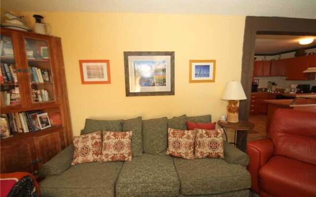 Mammoth Ski & Racquet Club #54