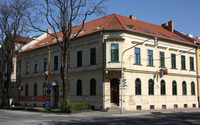 City Residence Apartment Hotel