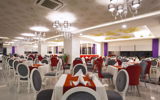 Side Orange Palace - All inclusive