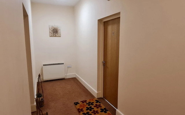 2 Bed Woodland Retreat - Garden & Free Parking