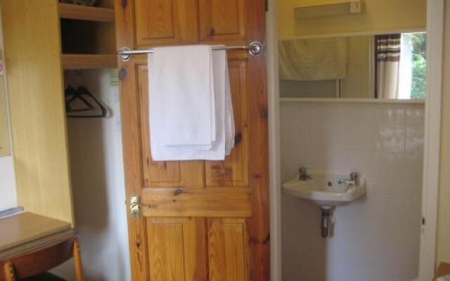 Yew Tree Guest House Bed & Breakfast