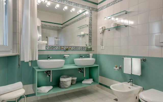 Hermitage Hotel & Resort