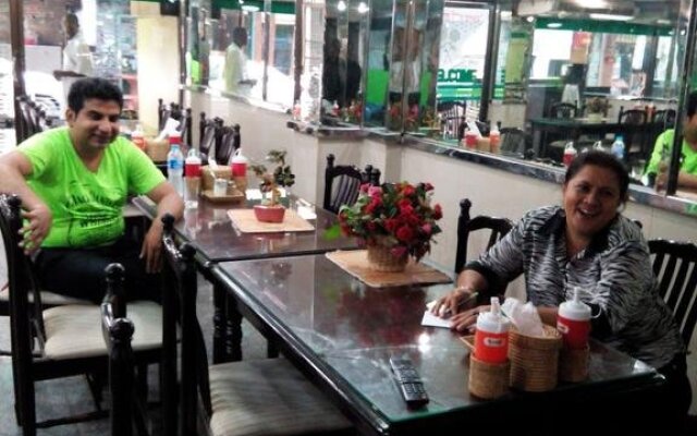 曼谷新半岛电视台餐厅酒店(New Aljazeera Hotel & Restaurant Bangkok)