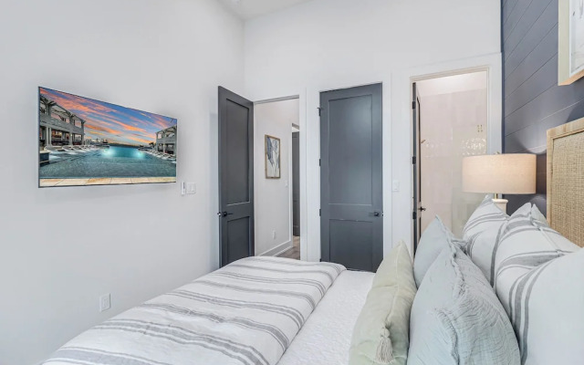 Sandy Cheeks 409 COA