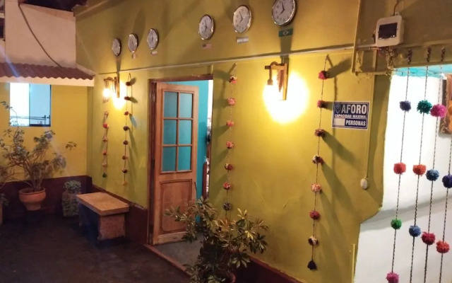 Zarate's Hostel