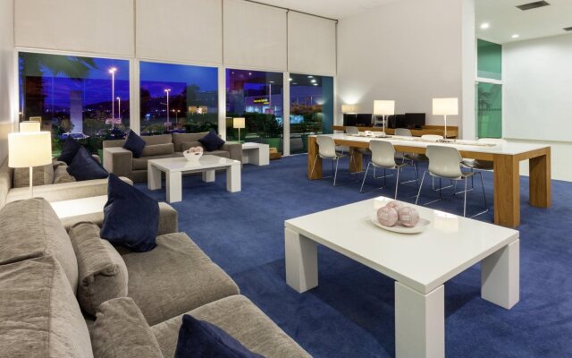 Holiday Inn Express Guadalajara Iteso by IHG