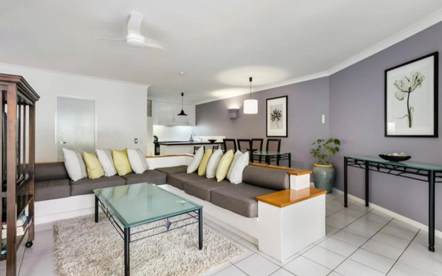 Alamanda - Suite 46 – Guest Rooms – Cairns