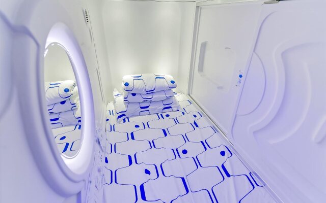 Capsule Inn