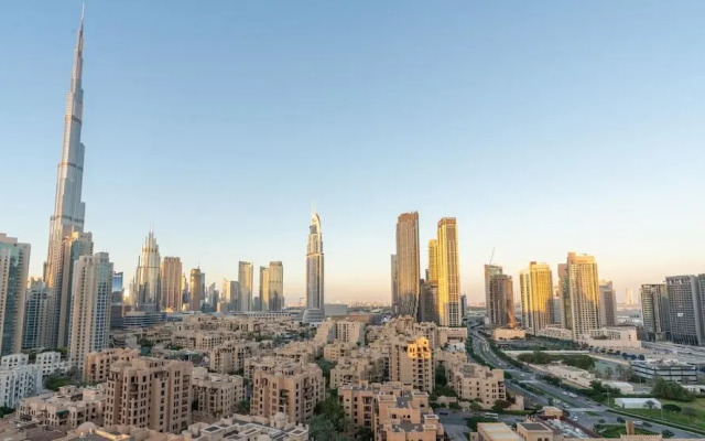 The Lofts Towers by Deluxe Holiday Homes