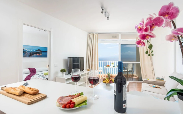 Y13C. Super view Las Americas