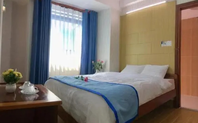 Hotel Le My
