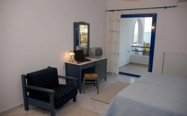 Alykes Hotel Apartments