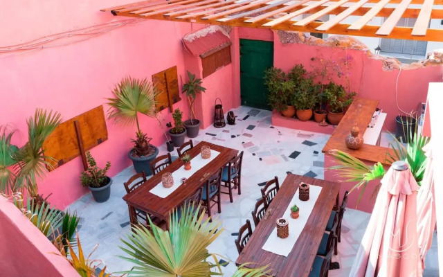 Mascot Garden Rooms