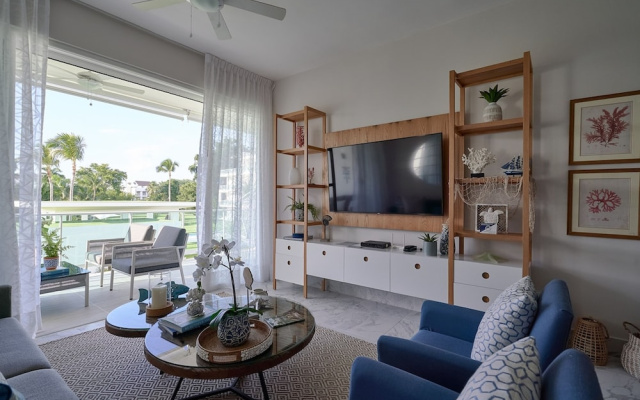 3BR Beach Condo Lakeview Playabonita Pool LUX