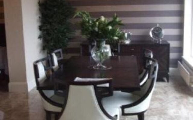 Rivermount House