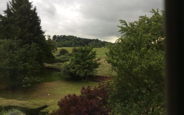 Castle Farm House B&B