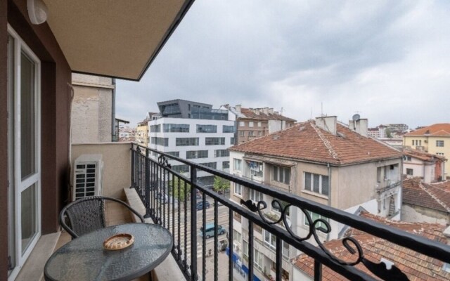 Sofia Art Gallery Vacation Apartments