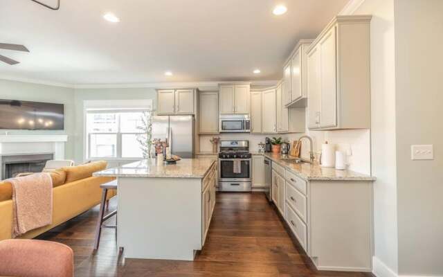 Gem in Heart of Black Mountain