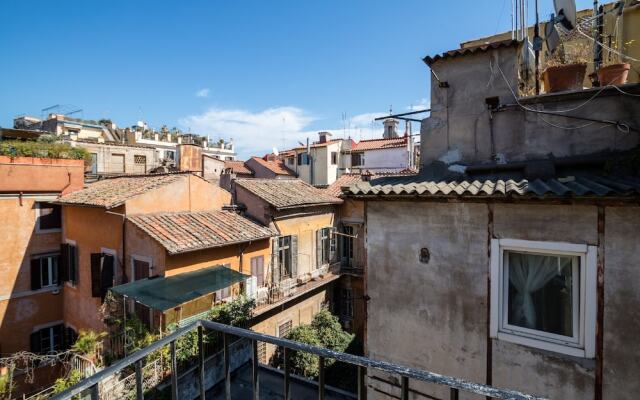 Spagnoli Roof Terrace Navona Sq