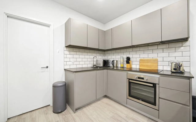 Central Stevenage Luxury 2 Bed Apartment