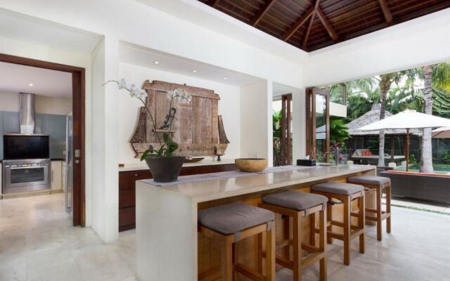 Villa Suar I