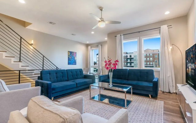 4BR Townhouse in Bienville Villas