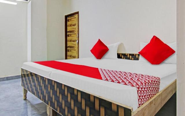 OYO Flagship 80594 Skyway Residency